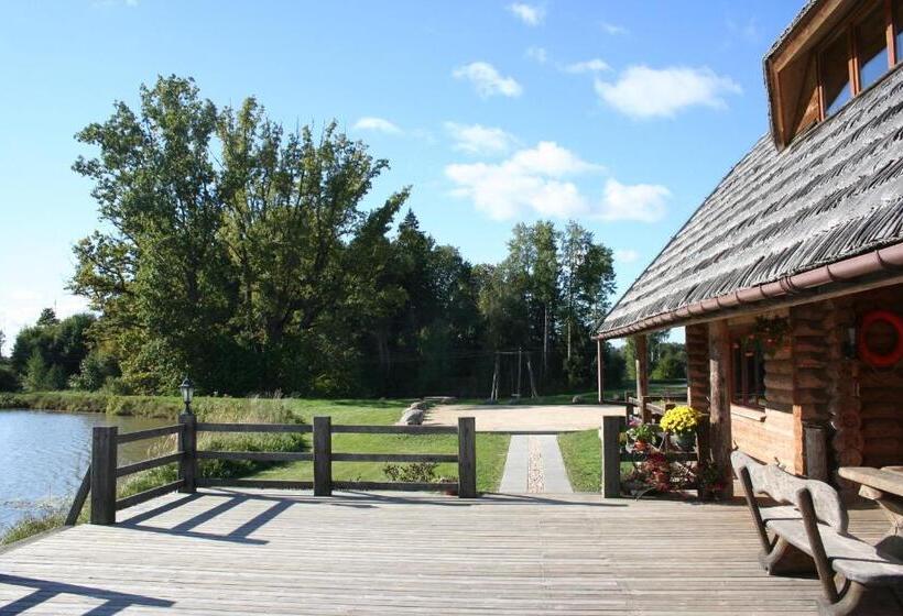 خانه 3 خوابه, Brīvdienu Māja Polīši