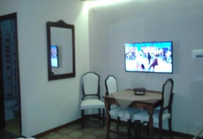 اتاق استاندارد سه نفره, Casa Rosanna