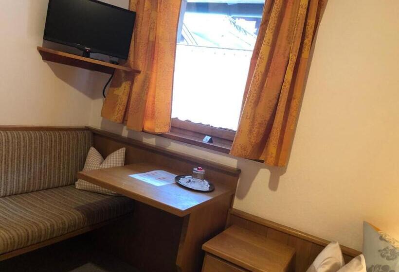 חדר אקונומי, Gästehaus Am Kurparkweg