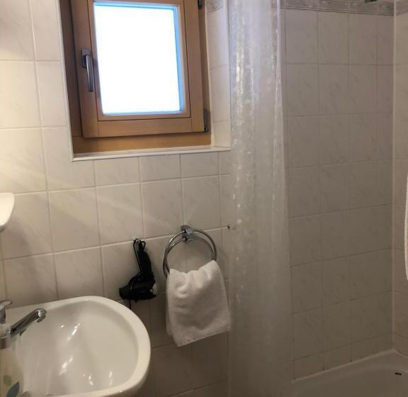 חדר אקונומי, Gästehaus Am Kurparkweg