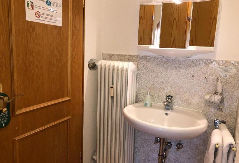 חדר יחיד עם טרסה, Gästehaus Am Kurparkweg