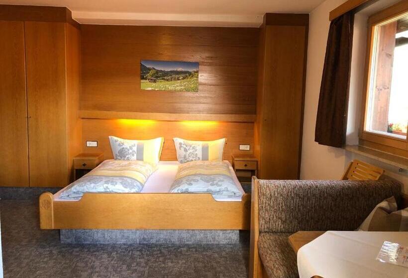 חדר סטנדרט עם מרפסת, Gästehaus Am Kurparkweg