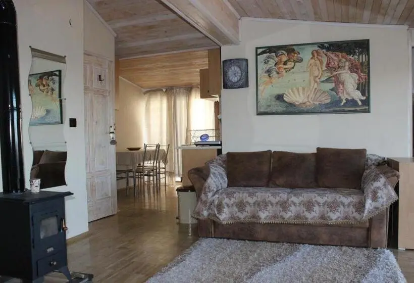 バルコニー付きジュニアスイート, Guest House Dara