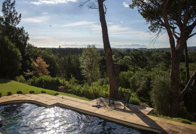 标准间, Morton Manor