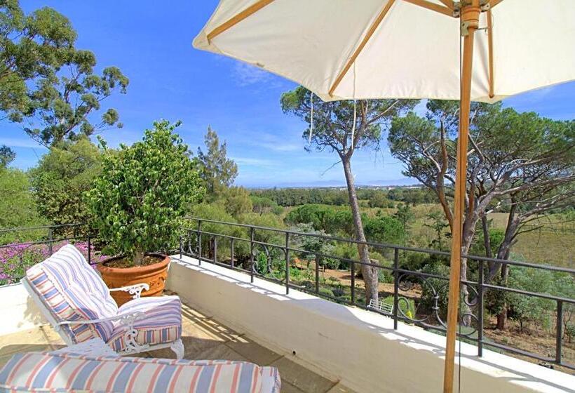 标准间, Morton Manor