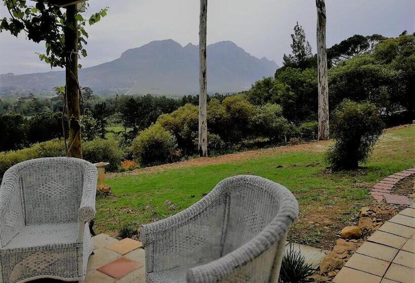 小室, Morton Manor