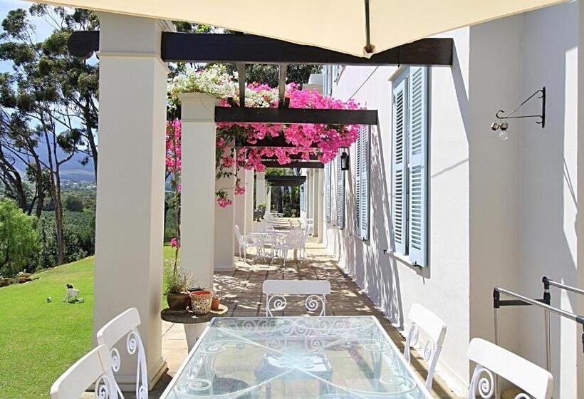 标准间, Morton Manor