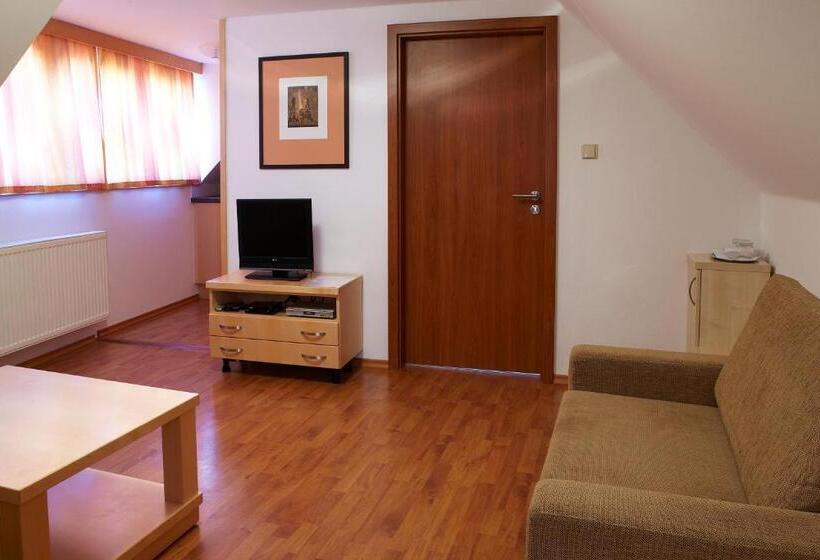 استودیوی استاندارد, Penzion Na Ostrově