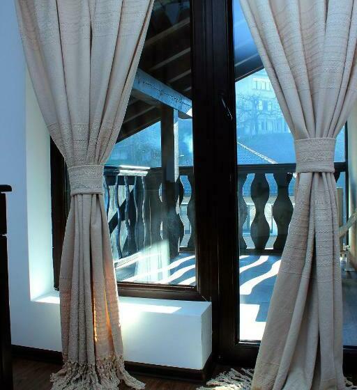 غرفة قياسية مزوَّدة بشُرفة, Topalovi Guest House