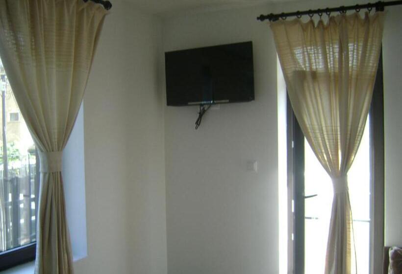Семейный Номер, Topalovi Guest House