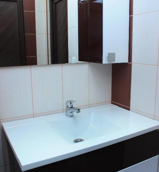 غرفة عائلية, Topalovi Guest House