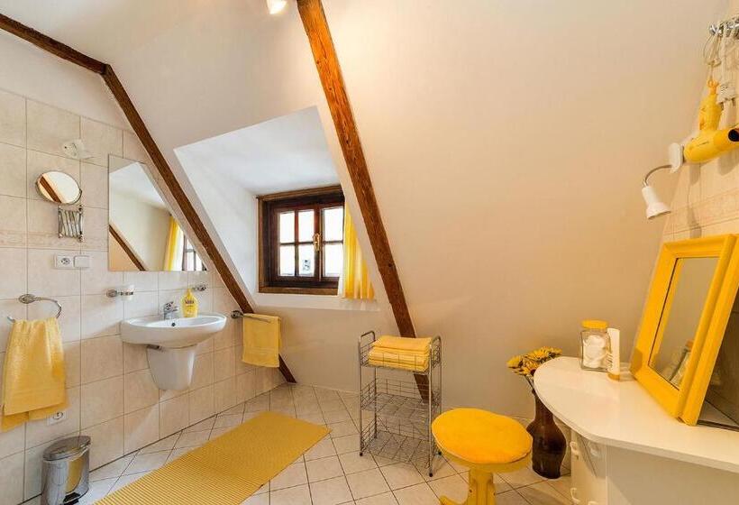 スイート, Pension U Kapličky