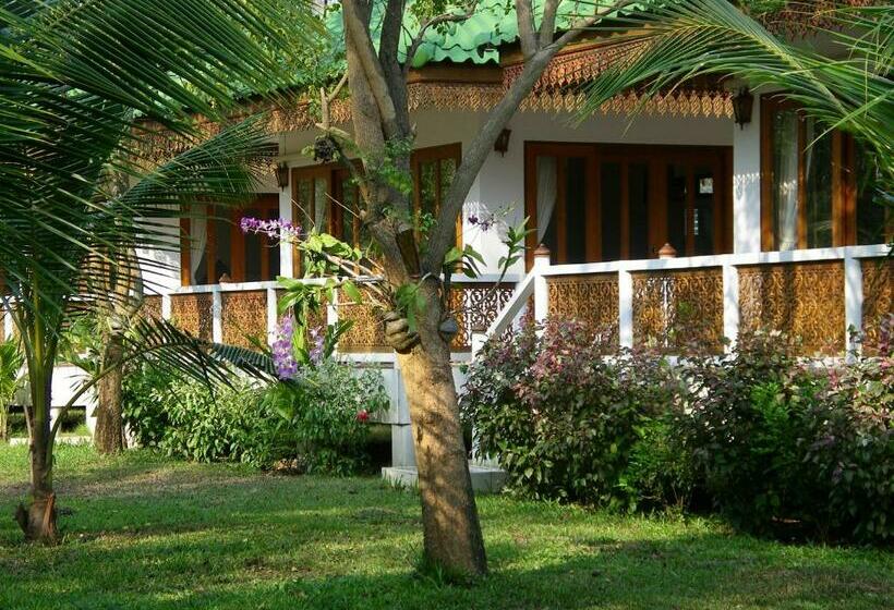 بنجلو قياسى, Ruen Thai Rim Haad