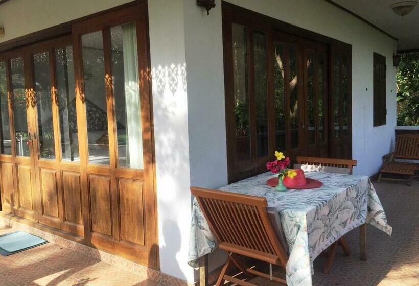 بنجلو قياسى, Ruen Thai Rim Haad