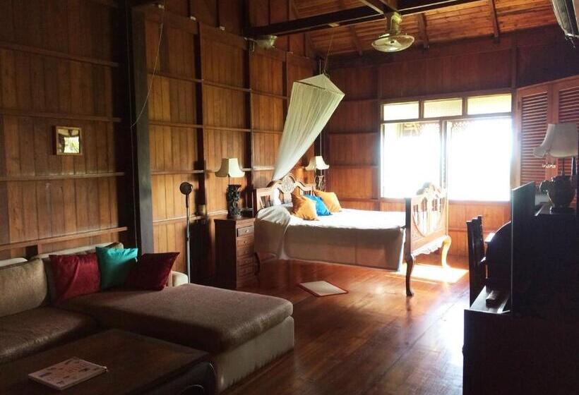 فيلا 3 غرف نوم, Ruen Thai Rim Haad