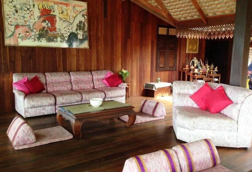 فيلا 3 غرف نوم, Ruen Thai Rim Haad