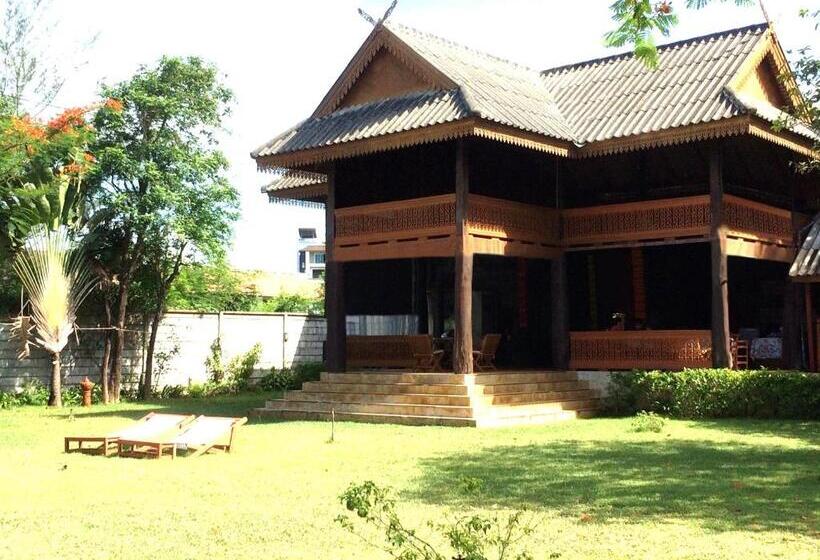 فيلا 3 غرف نوم, Ruen Thai Rim Haad