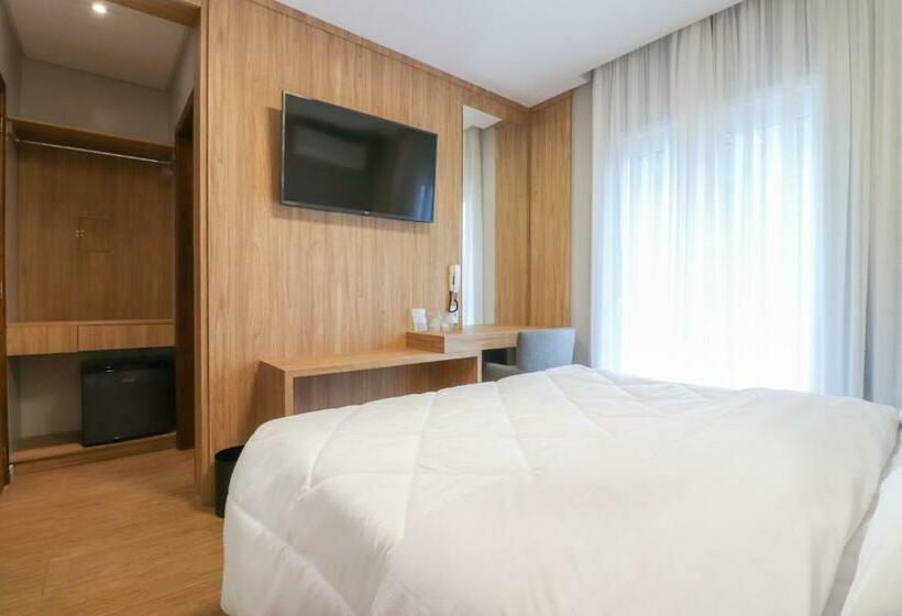 اتاق لوکس, Pousada Bella Viena