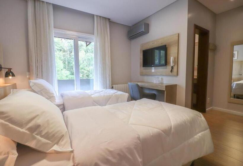 اتاق لوکس, Pousada Bella Viena