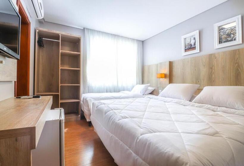 اتاق لوکس سه تخته, Pousada Bella Viena