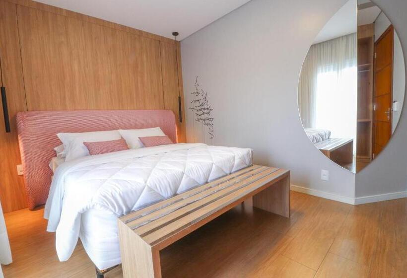 اتاق لوکس, Pousada Bella Viena