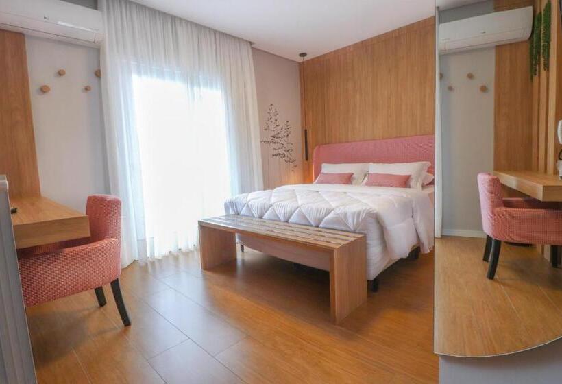 اتاق لوکس, Pousada Bella Viena