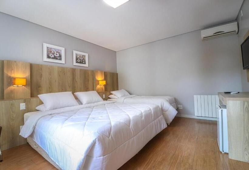 اتاق لوکس چهار تخته, Pousada Bella Viena