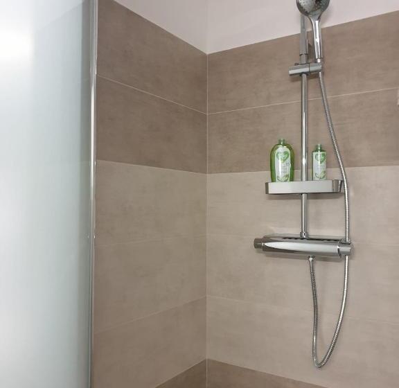 غرفة قياسية, Comeacasa B&b