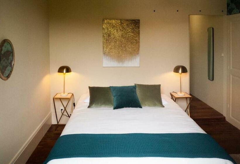 标准间, Les Chambres Du Montréal Et L Hôtel Particulier