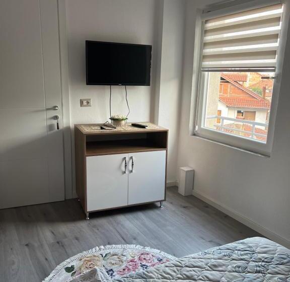 اتاق استاندارد با سرویس بهداشتی مشترک, Vila Nikolla