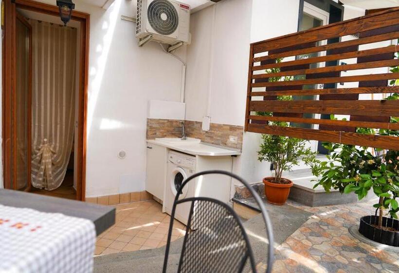 آپارتمان 1 خوابه با تراس, Familiainn Rooms & Apartments