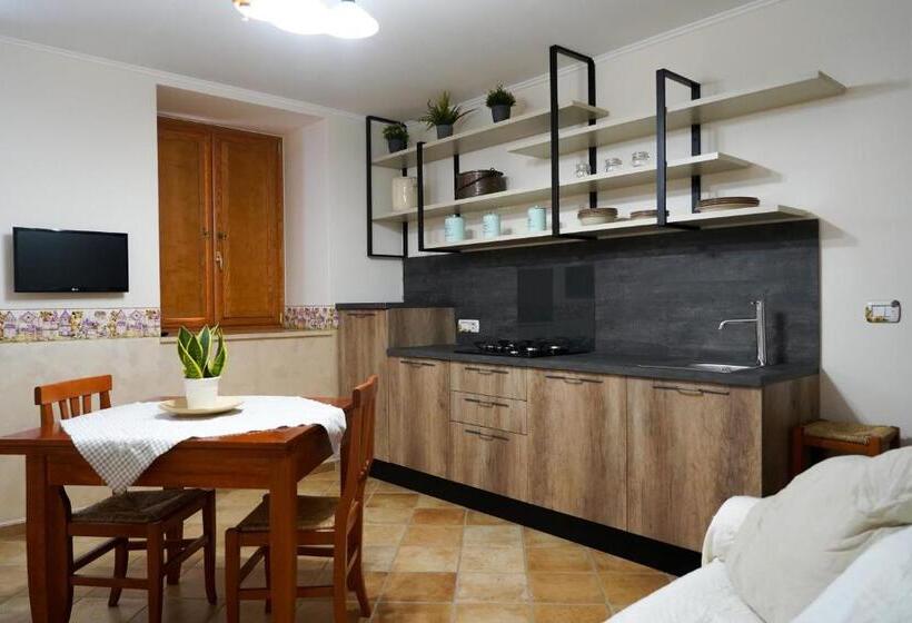 آپارتمان 1 خوابه با تراس, Familiainn Rooms & Apartments