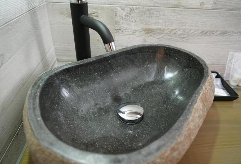 اتاق استاندارد با چشم‌انداز باغ, Familiainn Rooms & Apartments