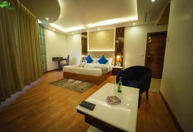 スーペリアールーム, Abhilashi Residency & Spa   Centrally Heated & Air Cooled