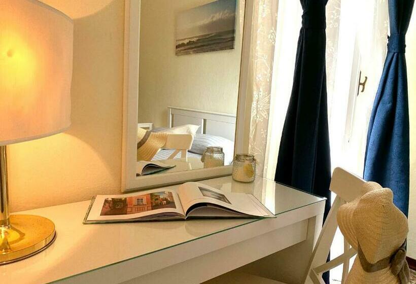 اتاق استاندارد چهارنفره با بالکن, Baia Di Levanto