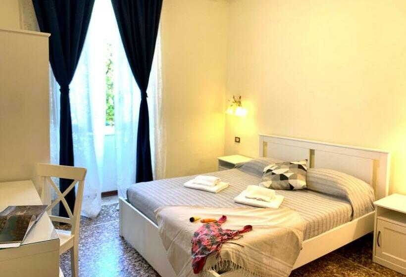 اتاق استاندارد, Baia Di Levanto