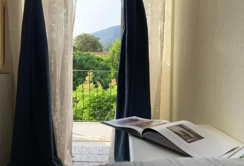 اتاق لوکس, Baia Di Levanto