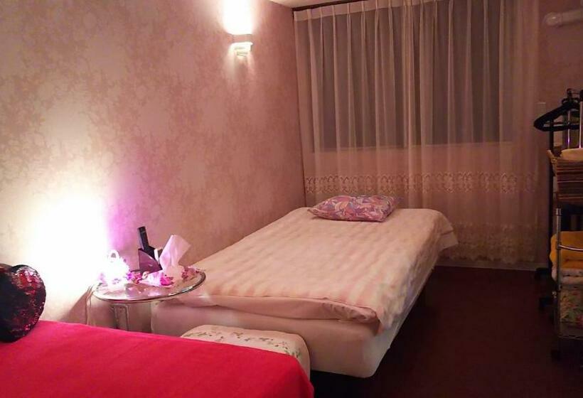 اتاق اکونومی, ホテル4fマカロニ