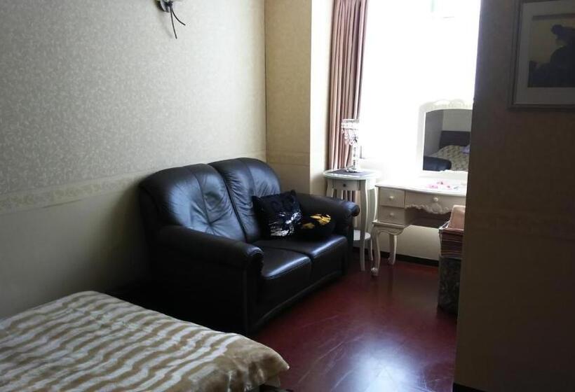 اتاق اکونومی, ホテル4fマカロニ