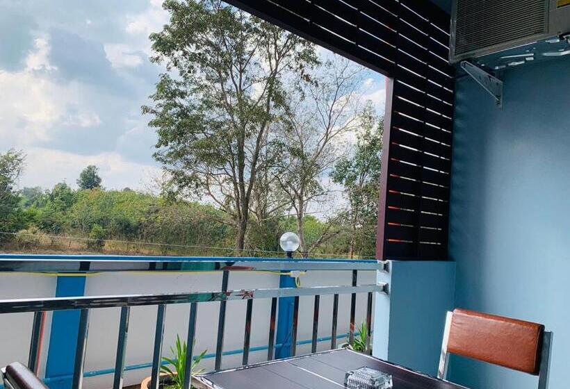 Номер Deluxe с Балконом, โรงแรมมาลินี