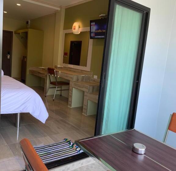 Номер Deluxe с Балконом, โรงแรมมาลินี