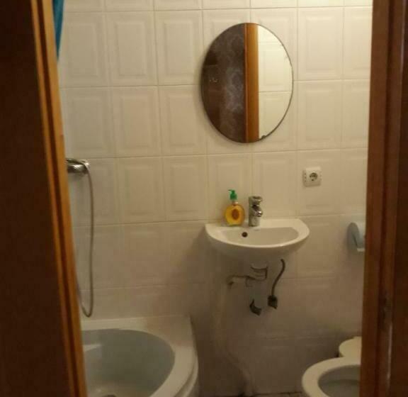 Camera Quadrupla Standard, над вичов