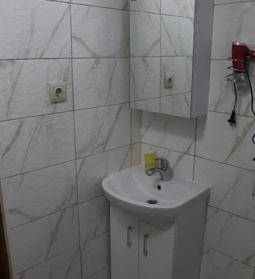 اتاق استاندارد با چشم‌انداز کوهستان, гостинний двір вишня