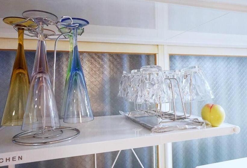 Люкс Дюплекс, 雲波館