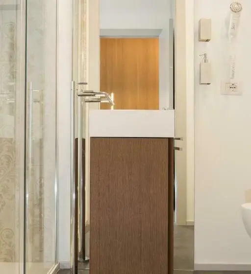 اتاق استاندارد با بالکن, Enjoy Duomo Rooms   Flavio Baracchini 9