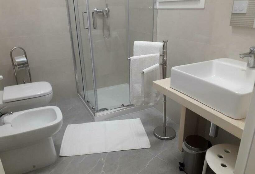 Quarto Deluxe, La Casa Di Francesca B&b Con Parcheggio Privato