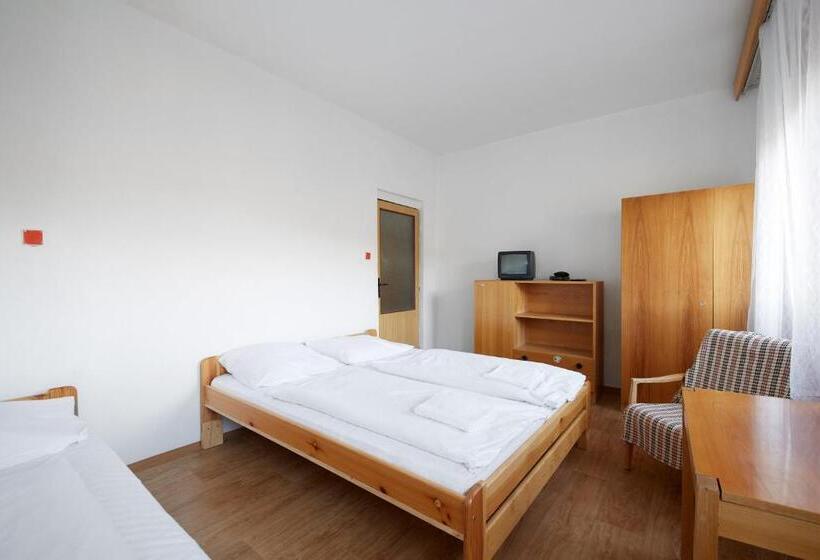 Economy Triple Room, červenohorské Sedlo