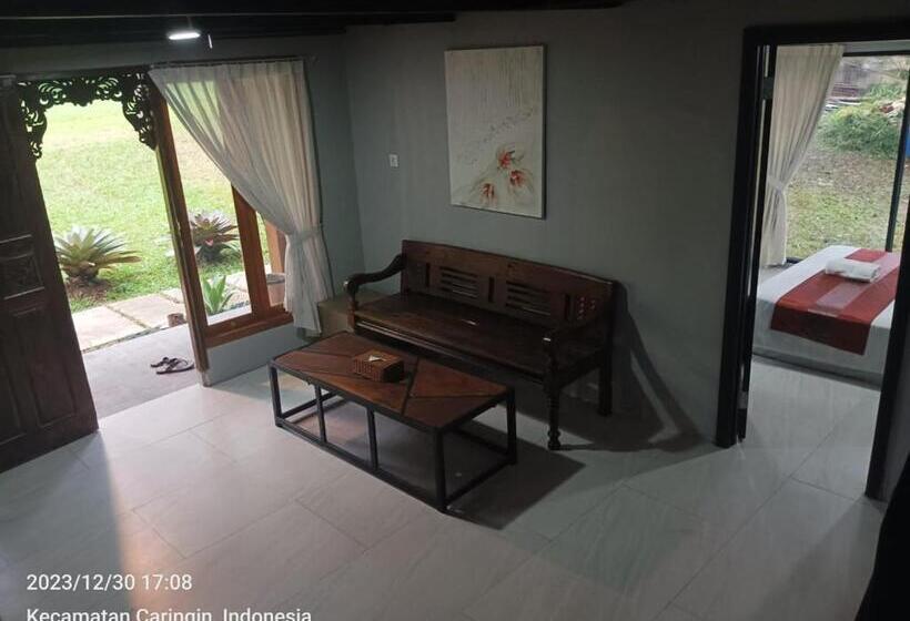 ガーデンビューファミリールーム, The Village Resort Bogor