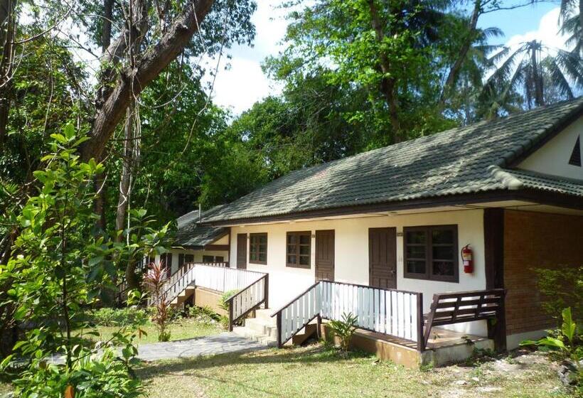 高级园景房, Muaklek Paradise Resort