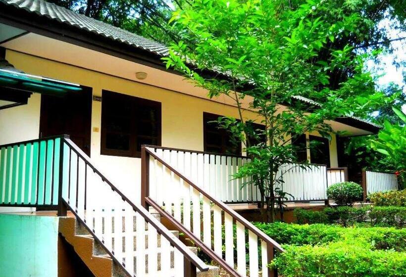 高级园景房, Muaklek Paradise Resort